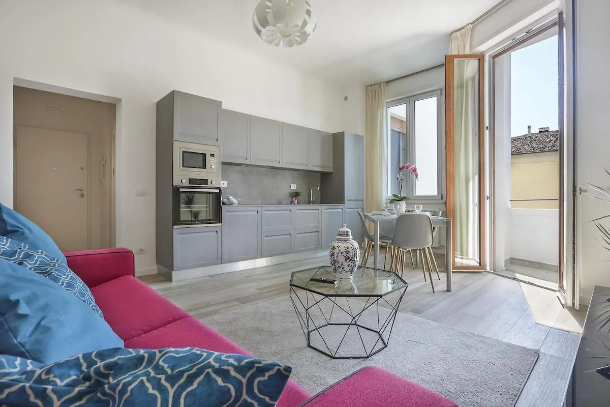Modern Comfort In Florence Italy